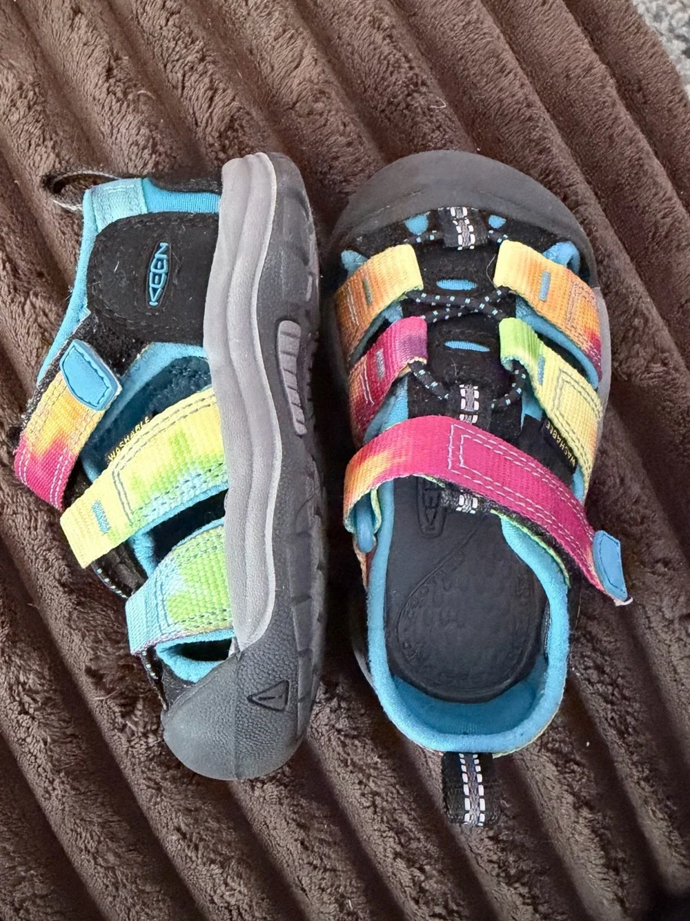 Keen Toddler Rainbow Multicolor Closed-Toe Sandals - Blue Lining